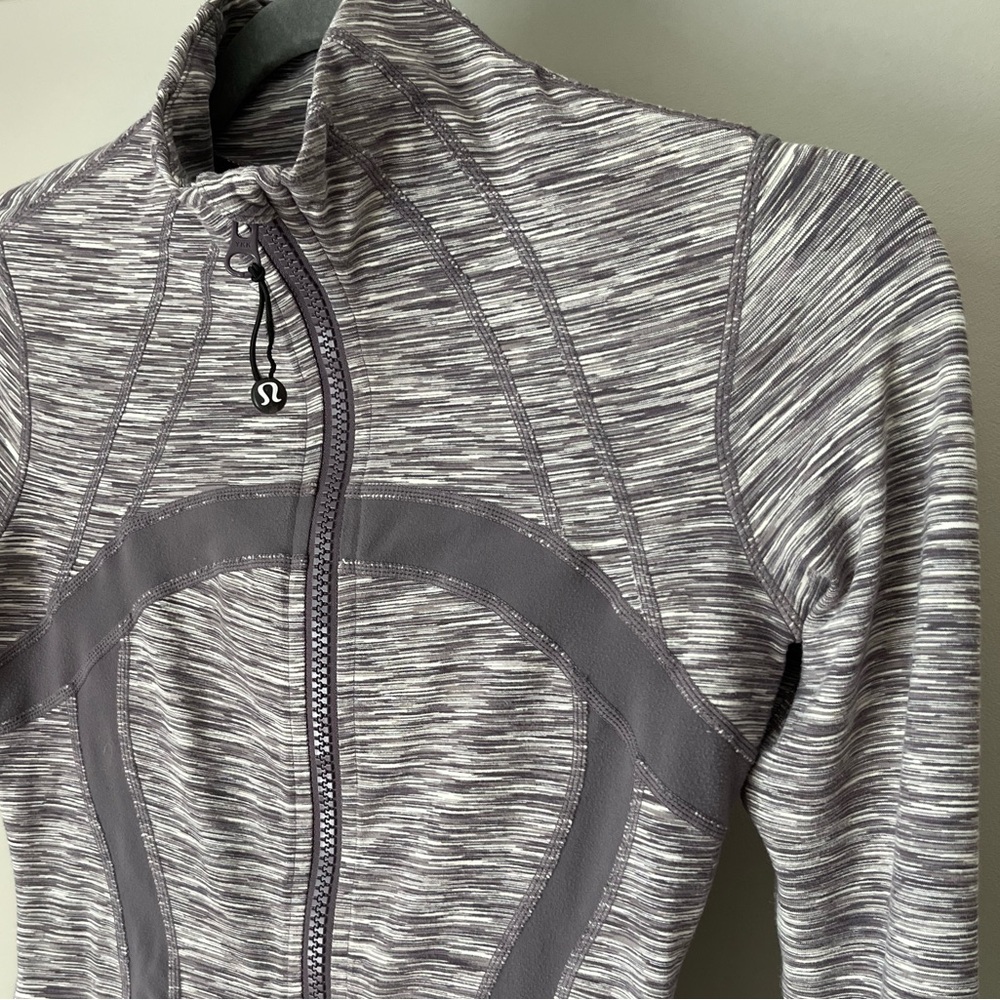 Lululemon Define Jacket - Picture 3 of 11